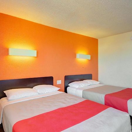 Economy Hotel Plus オクラホマシティ エクステリア 写真